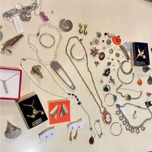 Vintage & Modern Mixed Jewelry Lot – Lots of Pieces – Some 925 & New in Box